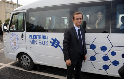  - itu_elektrikli_minibus__Prof_Dr_Sahin